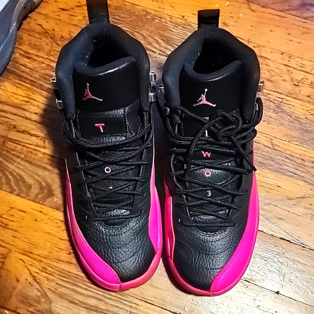 Jordans 12
